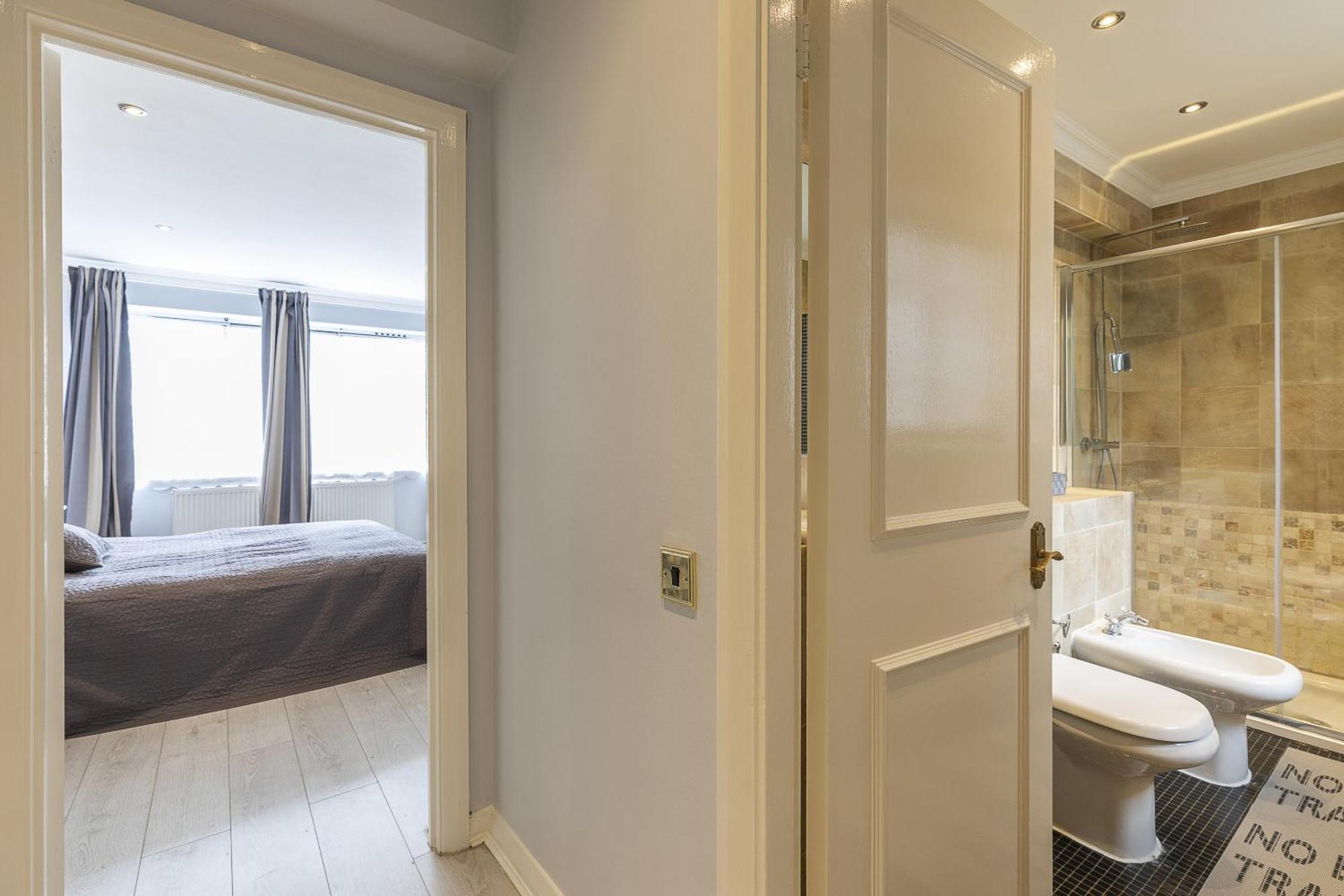 Gorgeous 4 Bedrooms Apartment Near Hyde Park And Oxford St London Bagian luar foto